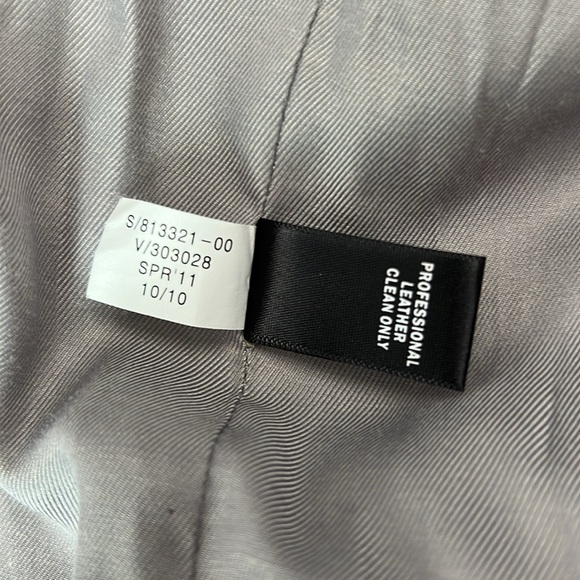 Banana Republic women’s leather jacket, size M, beige/gray - Picture 10 of 12